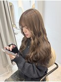 ベージュカラー