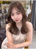 cote ミディアム　レイヤー　ベージュ　丸顔　前髪