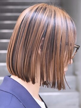 アンブレラ＆ぱっつんボブ20代30代40代