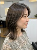 大人ミディアムレイヤーカット/前髪無し/30代40代50代
