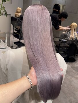 モニカ(MONIQA) ラベンダーグレージュ