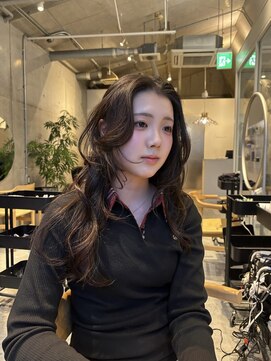 ローウェ 表参道(Louwe) 《Rinon指名》ハイレイヤーカット 韓国ヘア