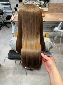 モク(mok) 艶々ミルクティーベージュ♪