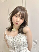 ヒビヲ 天神警固(HIBIO) 顔周りレイヤーカットダブルカラーケアブリーチレイヤーボブ