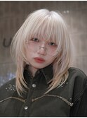 レイヤーカット/ホワイトカラー