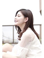 シュシュット(chouchoute)&nbsp;吉祥寺斜めバングフェザーロングボルドークラシカルワンレン/005