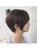 透明感漂うキレイ目ショートボブ