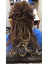 ヘアースペース キューティア&nbsp;お呼ばれヘアアレンジ