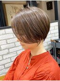 直毛でも自然な丸みショートボブ×明るめベージュ