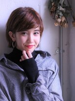 アトリエパーランプ(Atelier par LAMPE)&nbsp;斜めバング＆耳かけが大人かわいいネオウルフショートu