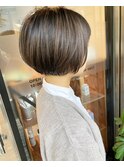 ショートボブ×マットネイビー