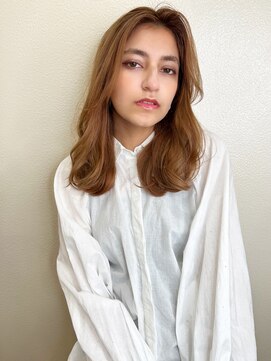 マリアバイアフロート(Maria by AFLOAT) 【山田】レイヤー無造作柔らかパーマミルクティーベージュ