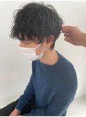前下がりマッシュ波巻きスパイラルパーマメンズツーブロック横浜