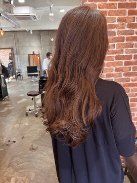 ヴィップルーム(viproom) 美髪ホワイトグレージュネビージュ大人かわいいこなれミディ