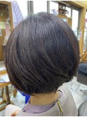 ショートボブ