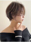 センターパート 抜け感 ベージュ パーソナルカラー