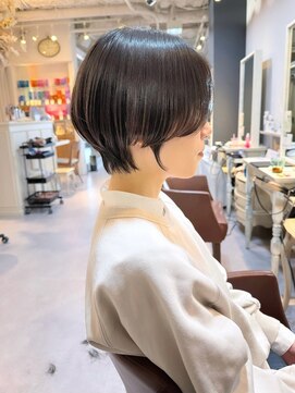 ファムバイアヴァンス(Femme by AVANCE.) 上品/コンパクト/綺麗めくびれショート20代30代40代【玉川沙希】