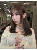 透明感ベージュとナチュラルレイヤー