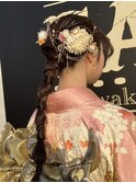 成人式タイトなローポニーの編み下ろしスタイル