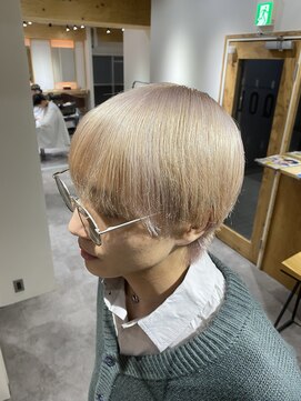 クオル 立川(QOL) ホワイトベージュ ハイトーンカラー ブリーチカラー ベージュ