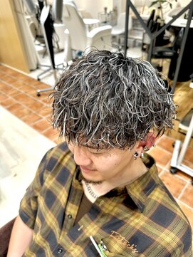 ヘア スパ ビューティー エールフォルム(HAIR SPA BEAUTY YELLFORME) ホワイトメッシュ×波巻きスパイラル★