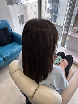 ルサロンニイマル(Le Salon 二○) ストレートセミロング