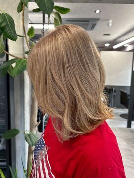 シェリール(CHERiR) 大人可愛いミルクティーベージュ×ふんわりボブレイヤー髪質改善