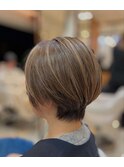大人女性のひし形ショート