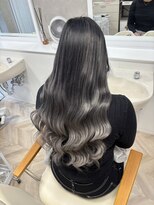 ショウルームウメダ(SHOW ROOM UMEDA) バレイヤージュ