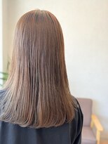 エホン(ehon)&nbsp;ヘルシーな透明感ベージュカラーは残暑にもおすすめ★