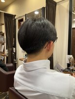 美容室ヒラトヤ 仙北店&nbsp;センターパート×刈り上げメンズショート