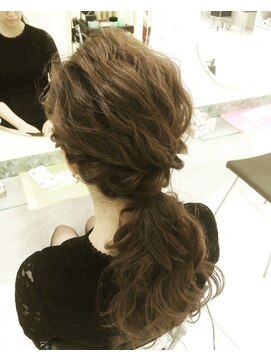 ブリエ(briller) TAKAKOstyle☆カジュアルローポニーstyle