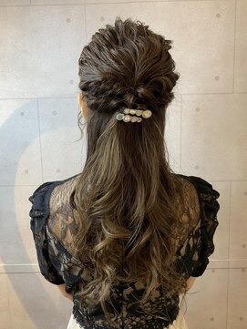 リスタバイネオリーブ 浅草(Re:sta by neolive) ハーフアップスタイル Re:sta by neoilve