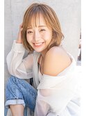 sungoose　ショートボブニュアンスカラーセンターパート