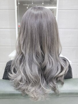 デイズ(days) 外国人風アッシュグレージュ透明感カラー days