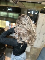 ラフ(LAFF) #ショコラアッシュ#ヘルシースタイル#ふんわりカール