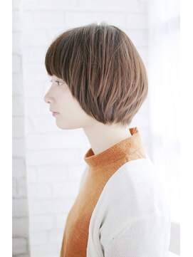 シュシュット(chouchoute) 斜めバングデザインカラーシルキーベージュグレージュカラー/128