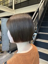 ヘアサロン エン(hair salon en.)&nbsp;ワンカラーで作るイヤリングカラー