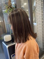 アールヘア ナチュラルアンドオーガニックサロン ハイライト×ロングボブ【オーガニックサンドグレージュ】