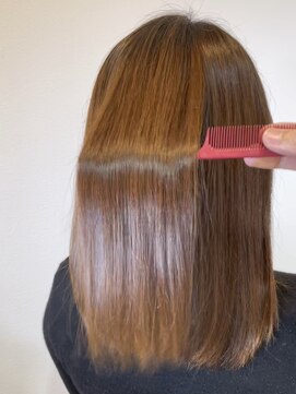 レヴィア(REVIA) 髪質改善トリートメントレイヤーカット前髪カット