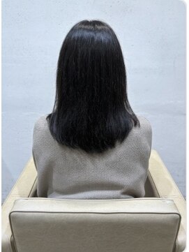 ブロッサム 東久留米店(Blossom) 大人ロング◎センターパート×小顔レイヤー