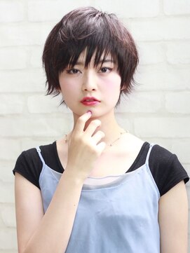 ウィーブス セタガヤ(weaves -SETAGAYA-) [weaves -SETAGAYA-] モード×ダークカラー 辛口ショート