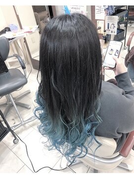 アップル(APPLE!) ダークグレイからペールブルーグラデーション