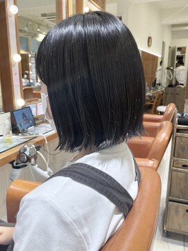 ネオリーブ クタ 町田店(Neolive kuta) 【Ｎｅｏｌｉｖｅｋｕｔａ町田店】切りっぱなしボブ