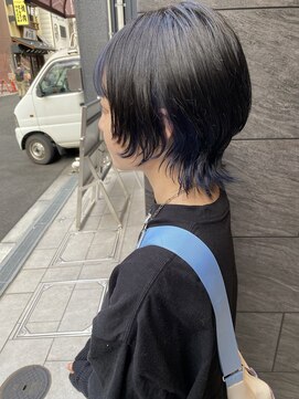 フレーム なんば店(FRAME) ウルフカット×ブルーインナー