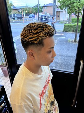 セカンド髪チョス 武蔵浦和店(2ND 髪 chos) 刈り上げパーマスタイル