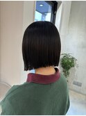 黒髪ボブルフネビージュ小顔ワンレンスペインカール