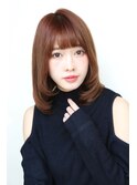 ミディアム顔周りレイヤー
