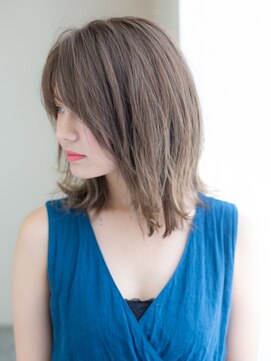 エンネ(enne) enne/ミディアム/透明感