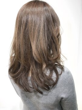 リアン(Lian) 【ロングレイヤー】サラサラロングレイヤー